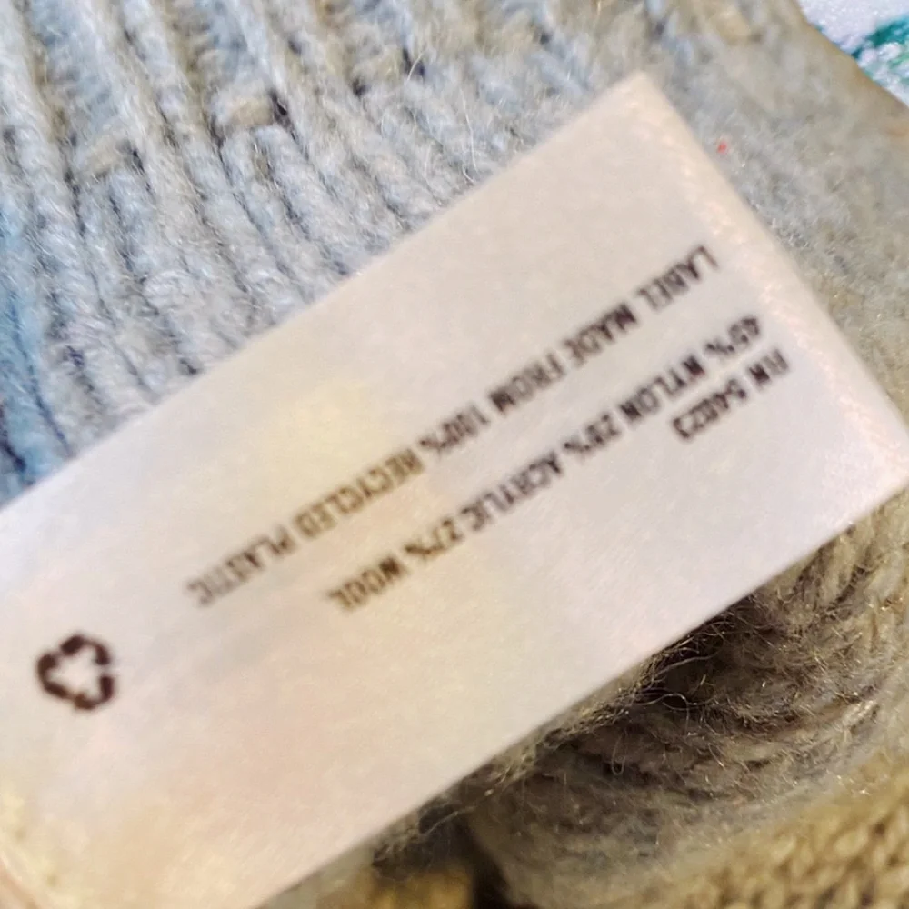 green nordic coastal soft & stretchy oversized cabled sweater 🔮✨ - Picture 8 of 9